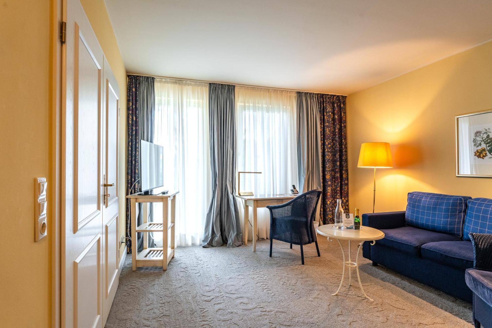 Romantik Hotel Boesehof Bad Bederkesa Esterno foto