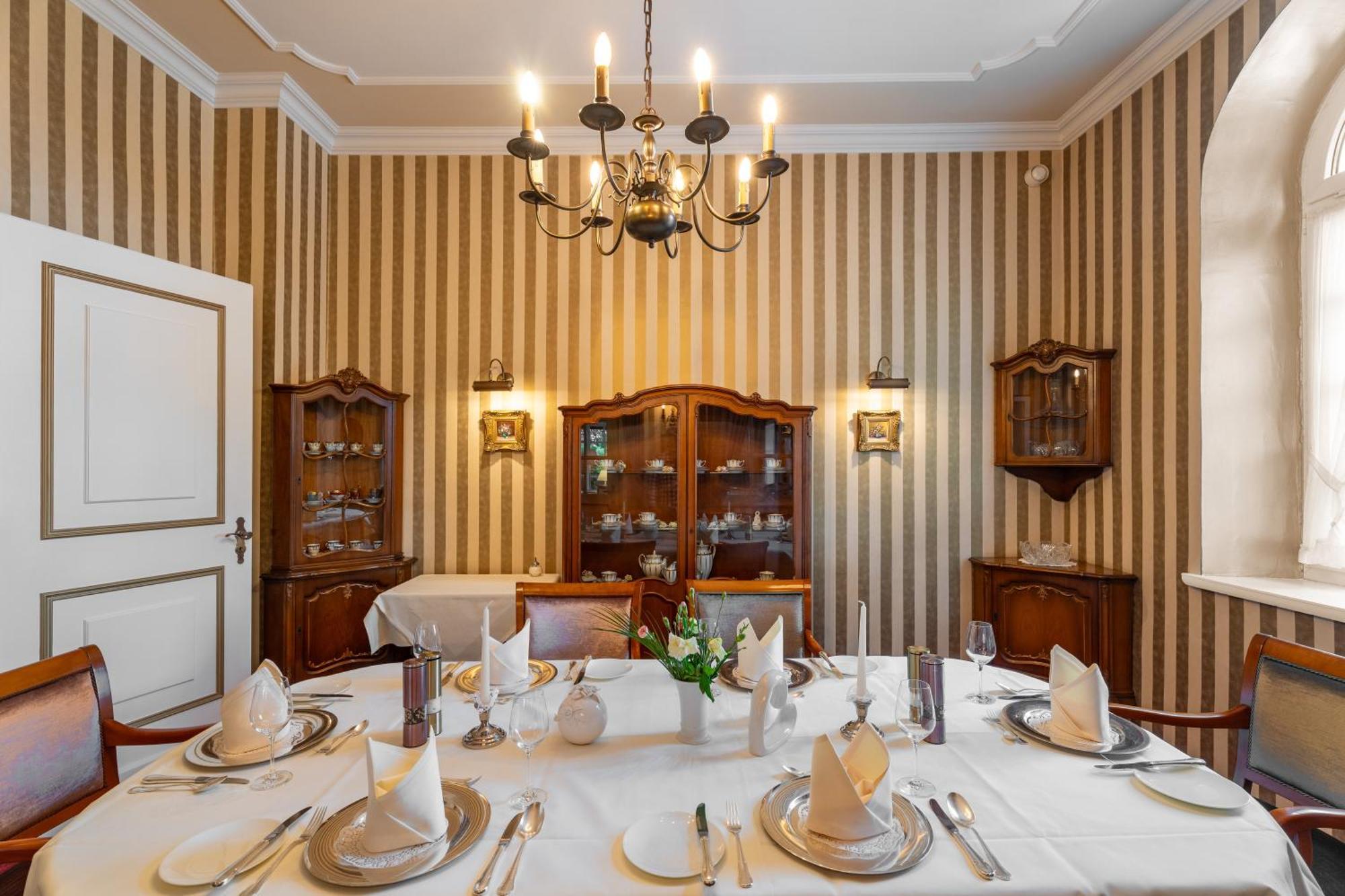 Romantik Hotel Boesehof Bad Bederkesa Esterno foto